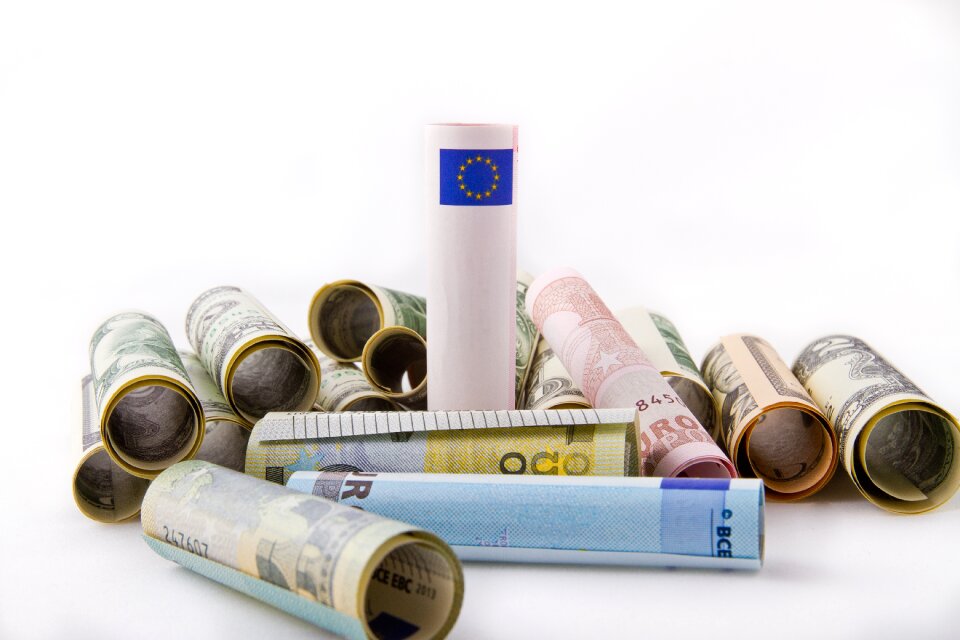 Currency crisis coins