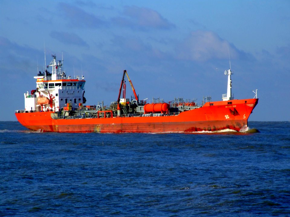 Rubino p2 approaching Port of Rotterdam, Holland 25-Jan-2007