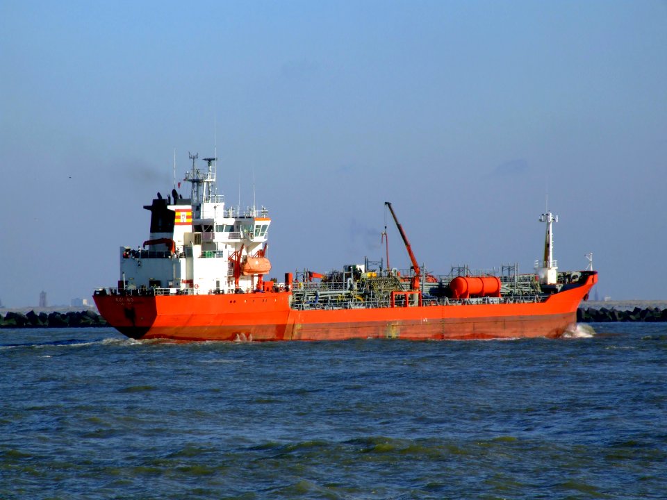 Rubino p6 approaching Port of Rotterdam, Holland 25-Jan-2007