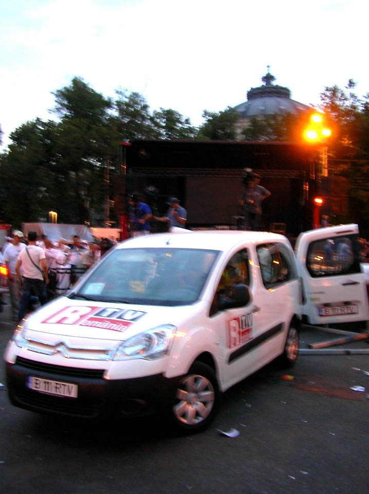 RTV transmisie protest Piaţa Revoluţiei 26-7-12