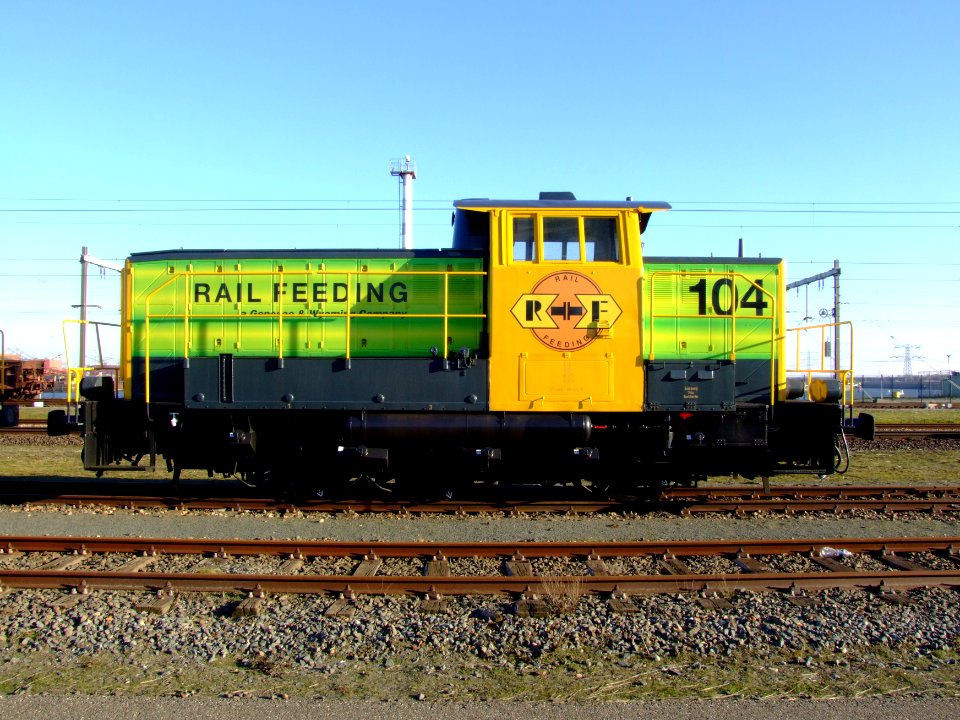 RRF 104 pic2