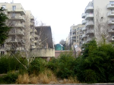Rue Molière, 92400 Courbevoie, France 05