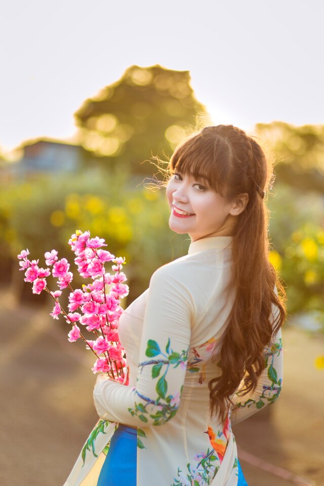 Women ao dai spring