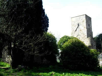 Ruins of Original St Helen's Church, The Ridge, Ore, Hastings (NHLE Code 1043529) (April 2010)