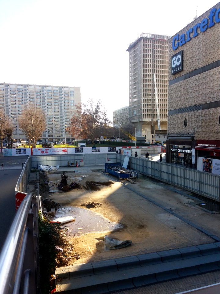 Rue du Docteur Bouchut - Chantier du centre commercial et ancienne tour EDF