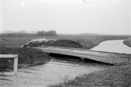 Ruilverkavelingen, kanalen, bruggen, Maas en waal (West), Bestanddeelnr 170-2914
