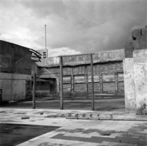 Ruïne van een huis in Bandoeng, Bestanddeelnr 255-8415