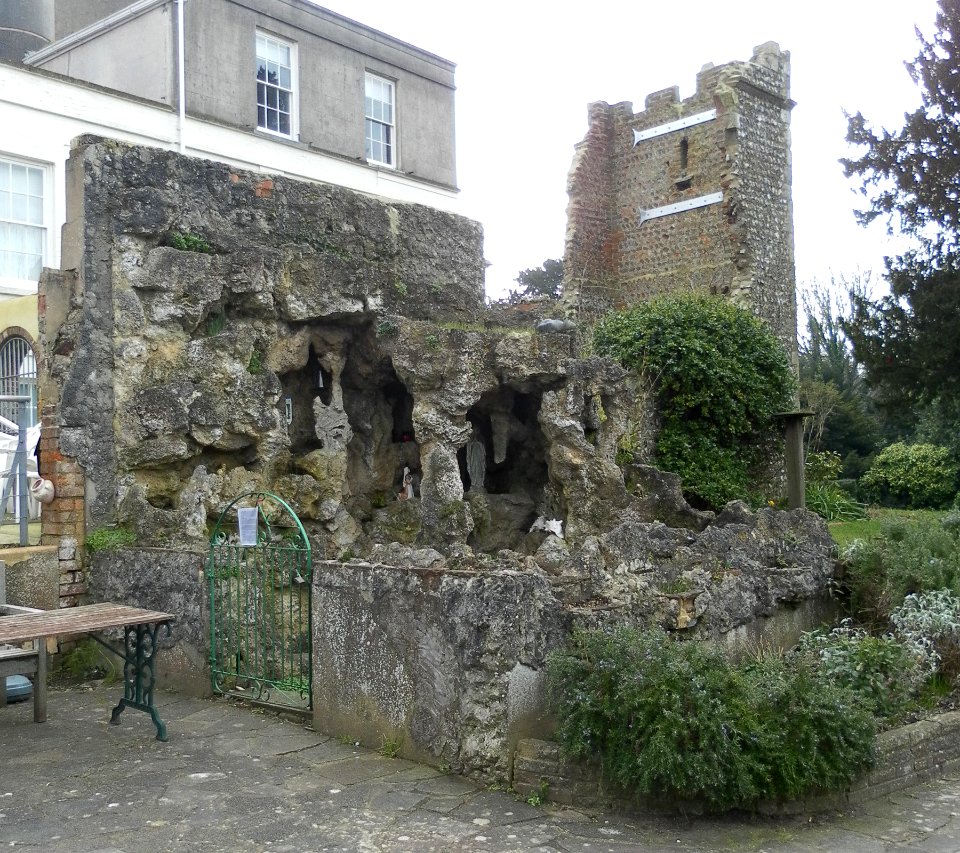 Ruin and grotto at St Mary's Convent, Manor Road, Portslade (IoE Code 365593)