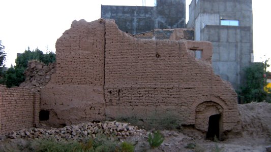 Ruins of an Old brick thatch house - North Qavvani ave - near Al-Reza Mosque - Nishapur 16