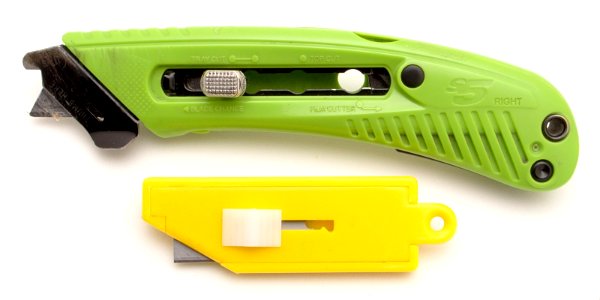 Safety cutter and simple box cutter blades extended