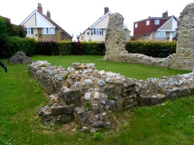 Ruin of St Mary's Chapel, Hythe Avenue, Bulverhythe (NHLE Code 1353218) (June 2011) (1)