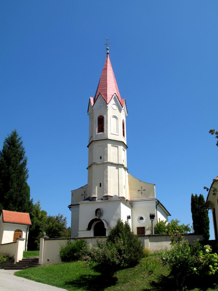 Saint Martin Church, Sromlje 02