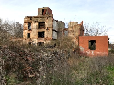 Ruins of Franklinville Manufacturing Company building photo