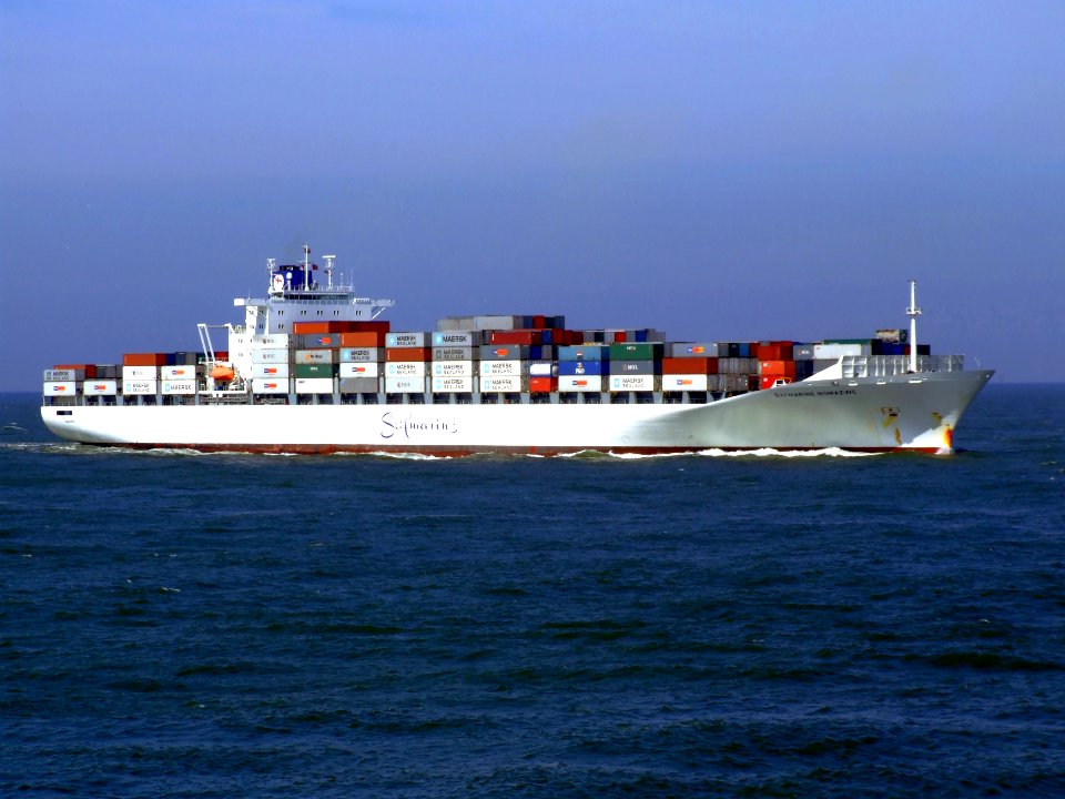 Safmarine Nomazwe p04 approaching Port of Rotterdam, Holland 19-Apr-2007