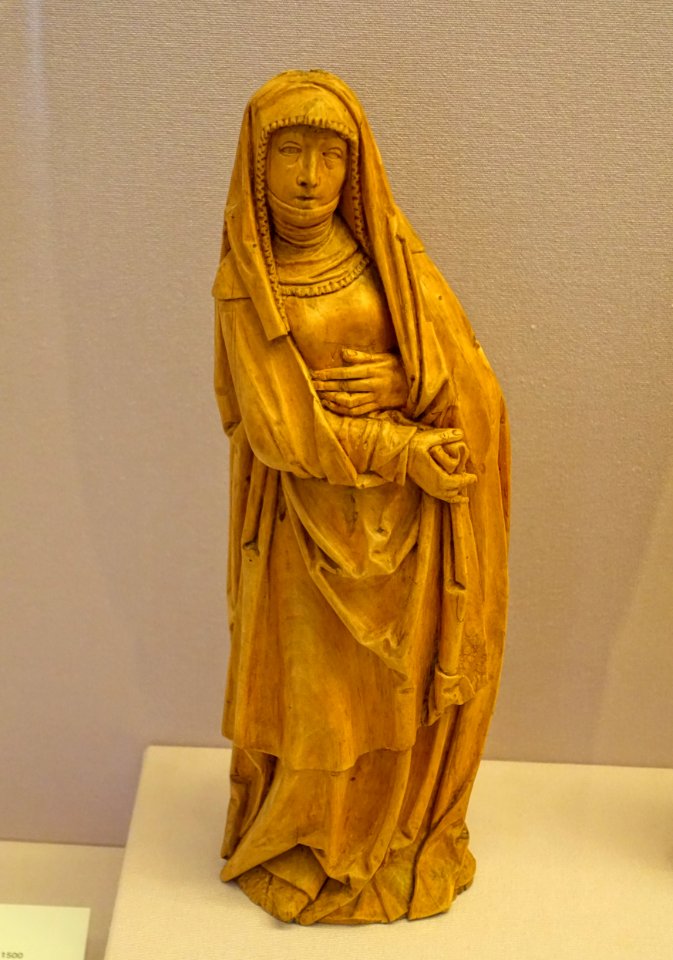 Saint Mary, from a crucifixion group by Tilman Riemenschneider, c. 1520, linden wood - Mainfränkisches Museum - Würzburg, Germany - DSC04678