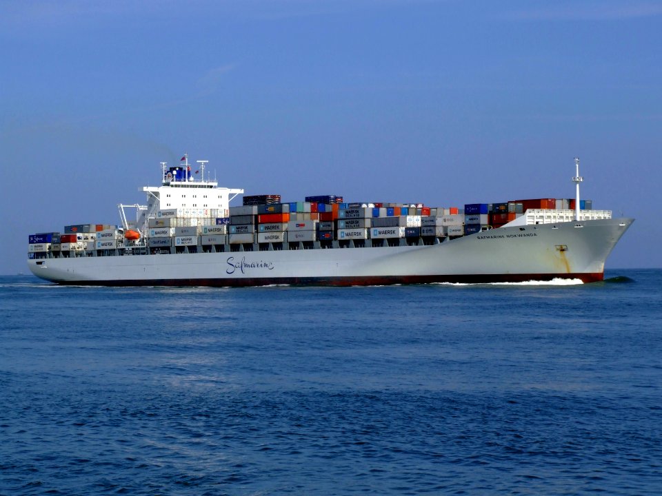 Safmarine Nokwanda p09 approaching Port of Rotterdam, Holland 20-May-2007