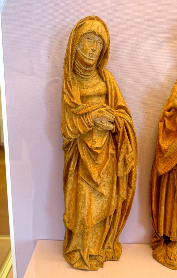 Saint Mary, from a crucifixion group by the circle of Tilman Riemenschneider, c. 1515-1520, linden wood - Mainfränkisches Museum - Würzburg, Germany - DSC04688
