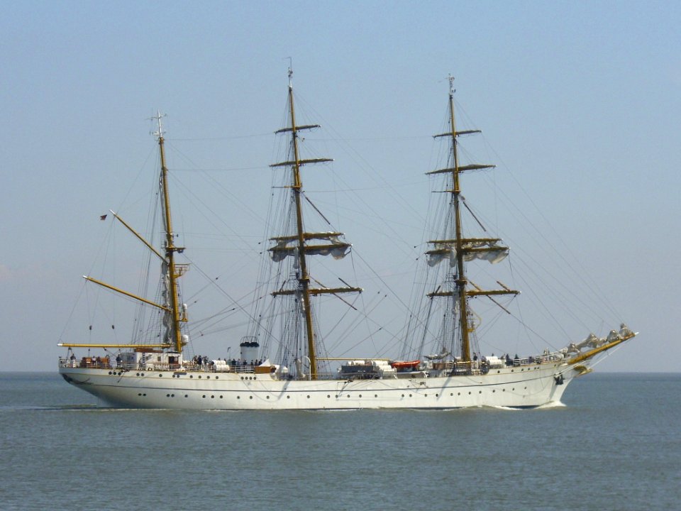 Sailing ship Gorch Fock 2013-05-05 (3)