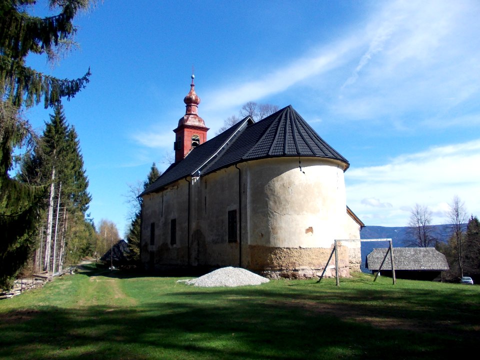 Saint Ignatius of Loyola Church, Rdeči Breg 5
