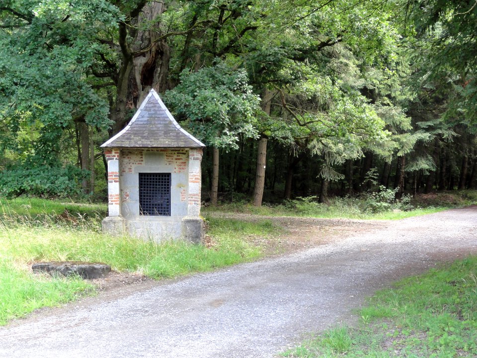 Sains-du-Nord chapelle Pont-de-Sains bois de la Fagne de Sains