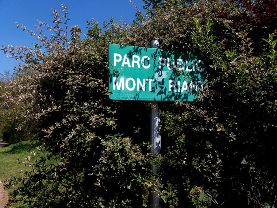 Sainte-Foy-lès-Lyon - Parc Mont-Riant - Panneau du parc, chemin des Fonts