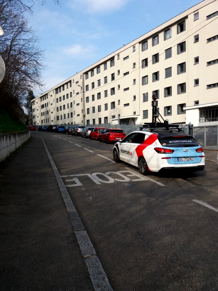 Sainte-Foy-lès-Lyon - Chemin de Fontanières - Voiture TomTom