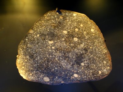 Sahara 97210, Gewohnlicher Chondrit (L-LL3), falled December 1997 in Sahara - meteorites - Museum fur Naturkunde, Berlin - DSC00099