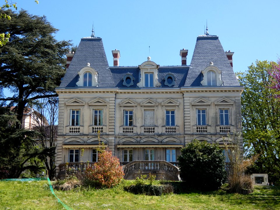 Sainte-Foy-lès-Lyon - Mairie - Façade ouest