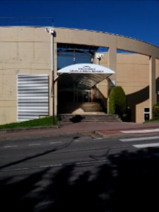 Sainte-Foy-lès-Lyon - Rue Châtelain - Bibliothèque Léopold Sédar Senghor - Entrée