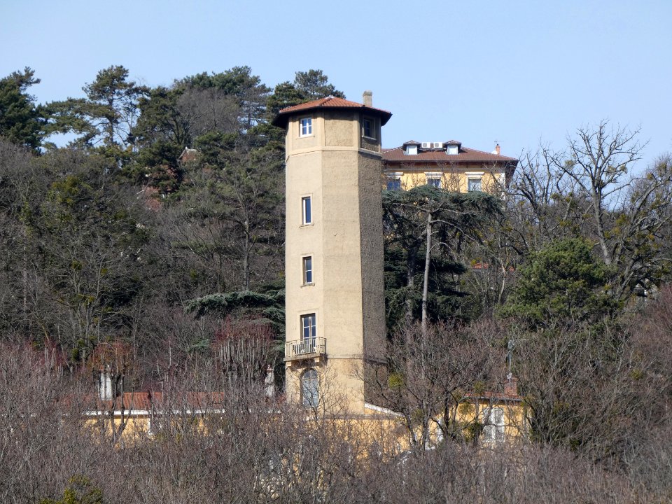 Sainte-Foy-lès-Lyon - Chemin de Fontanières - Tour de guet Fontanières - Depuis le quai Rambaud 01