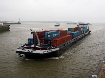 Sailing-Home - ENI 02330264, Zandvlietsluis, Port of Antwerp pic1