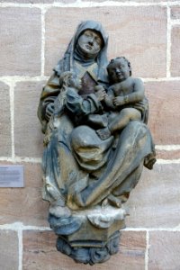 Saint Anne with the Virgin and Child, by Adam Kraft, Nuremberg, c. 1496, sandstone - Germanisches Nationalmuseum - Nuremberg, Germany - DSC02808