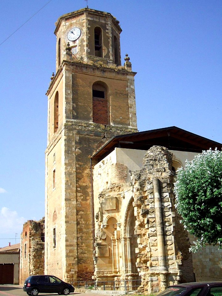 Sahagun - Monasterio de San Benito - Torre del Reloj 2