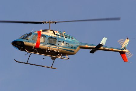 Saga Police-Bell 206L-3 Saifanit-JA6100-Fukuoka airport-20081212-161352 photo