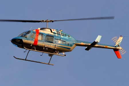 Saga Police-Bell 206L-3 Saifanit-JA6100-Fukuoka airport-20081212-161352