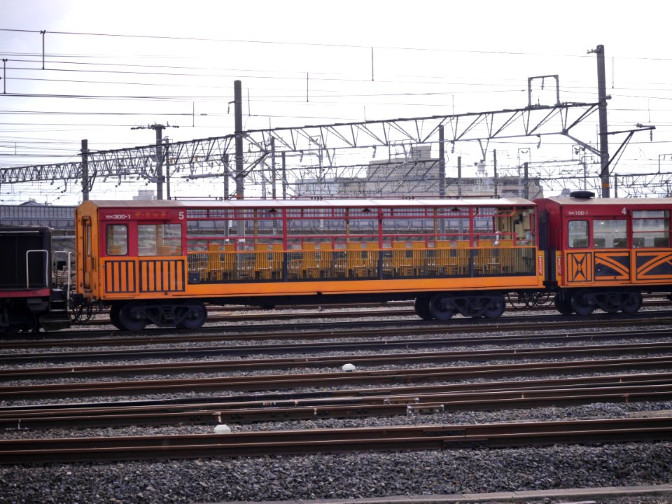 Sagano Scenic Railway SK300-1 at Umekoji