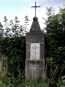Sains-du-Nord (Nord, Fr) chapelle Ste Marcou, Quentin le Gors et Agarit