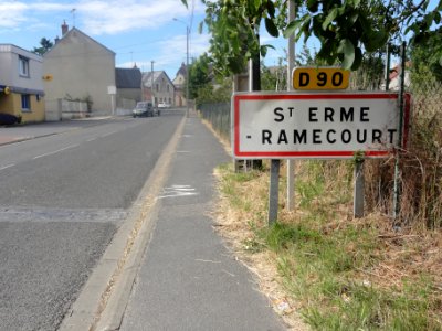 Saint-Erme-Outre-et-Ramecourt (Aisne) city limit sign Saint-Erme-Ramecourt