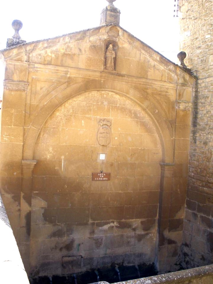 Sadaba - Fuente 1