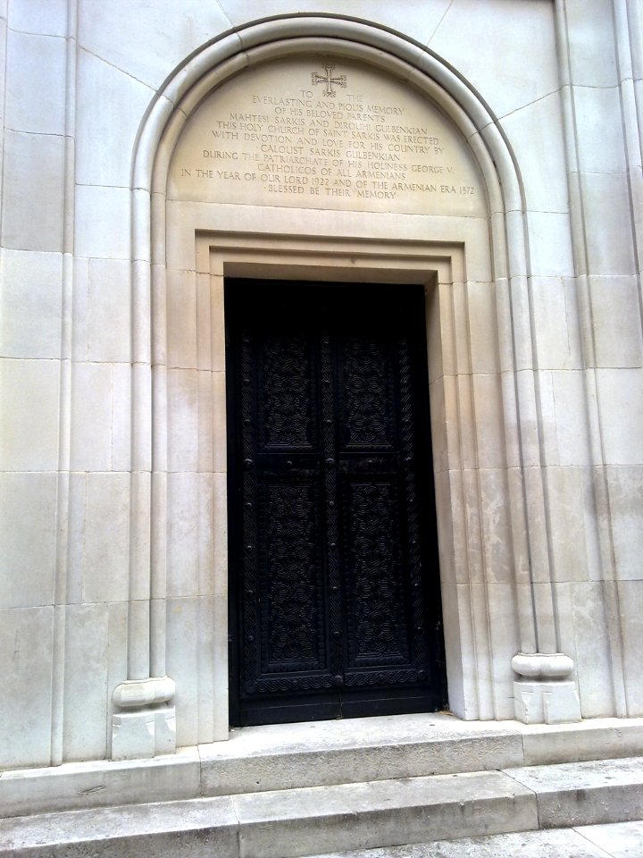 Saint Sargis Armenian church in London-the entrance-3