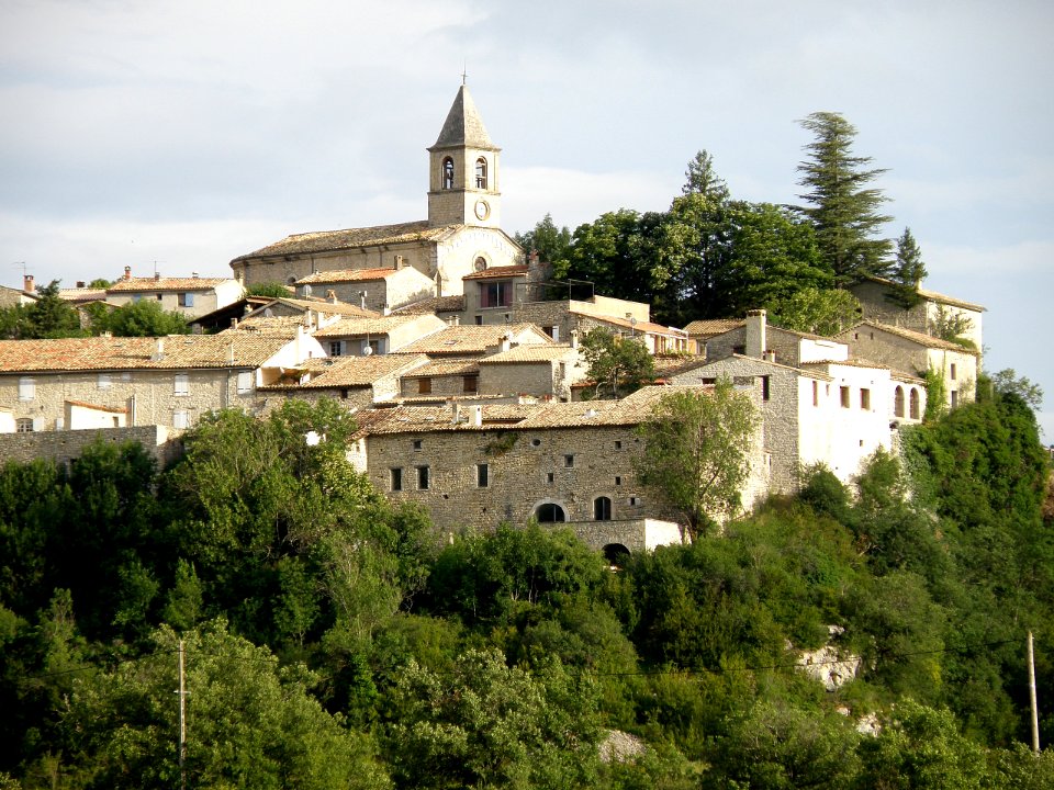 Saint-Auban-sur-l'Ouvèze Vue d'ensemble 4