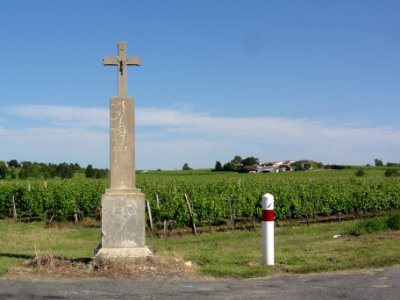 Saint-Androny (Gironde) croix de chemin