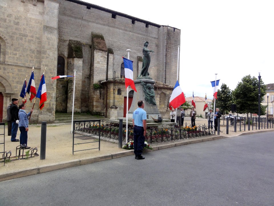 Saint-André-de-Cubzac (Gironde) Commémoration du 18 juin, appèl de Gaulle à la Résistance 01