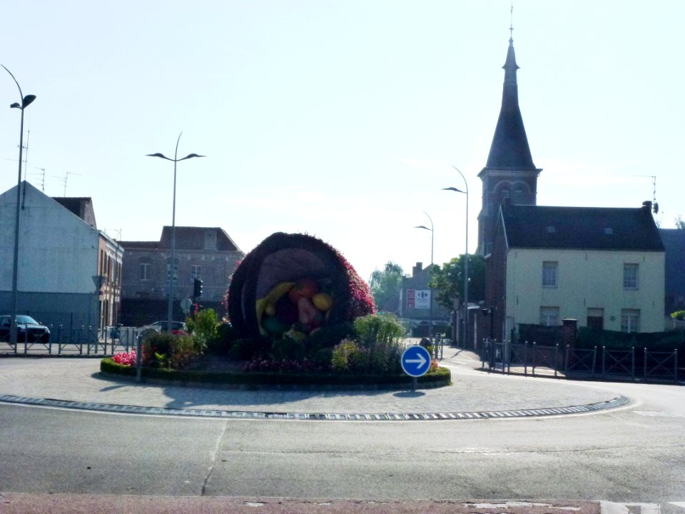 Saint-Amand-les-Eaux (Nord, Fr) Rond-point au Moulin-Blanc