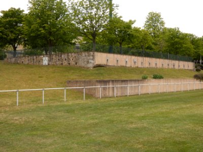 Saint-Genis-Laval - Parc de Beauregard - Esplanade de l'internat - Depuis le complexe sportif