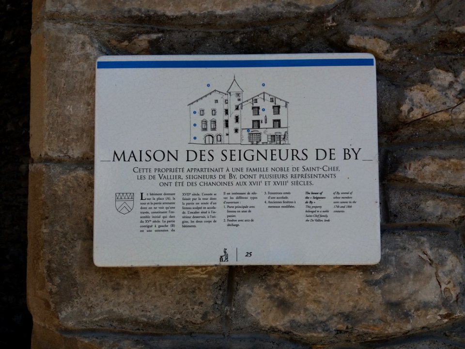 Saint-Chef - Plaque de la maison des seigneurs de By