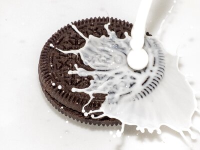 Oreo cookie splash photo