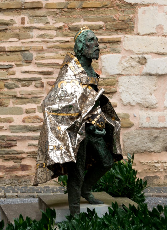 Saint Stephen apostolic king of Hungary by Imre Varga, 1993, Aachen Cathedral, Germany