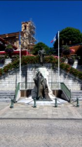 Saint-Gaudens - Esplanade de la Légion d'honneur - Monument aux morts