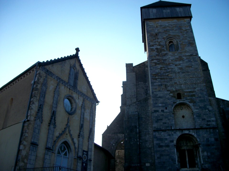 Saint-Bertrand-de-Comminges - Olivétains - Cathédrale 01
